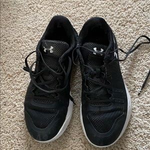 Women’s Under Armour size 9